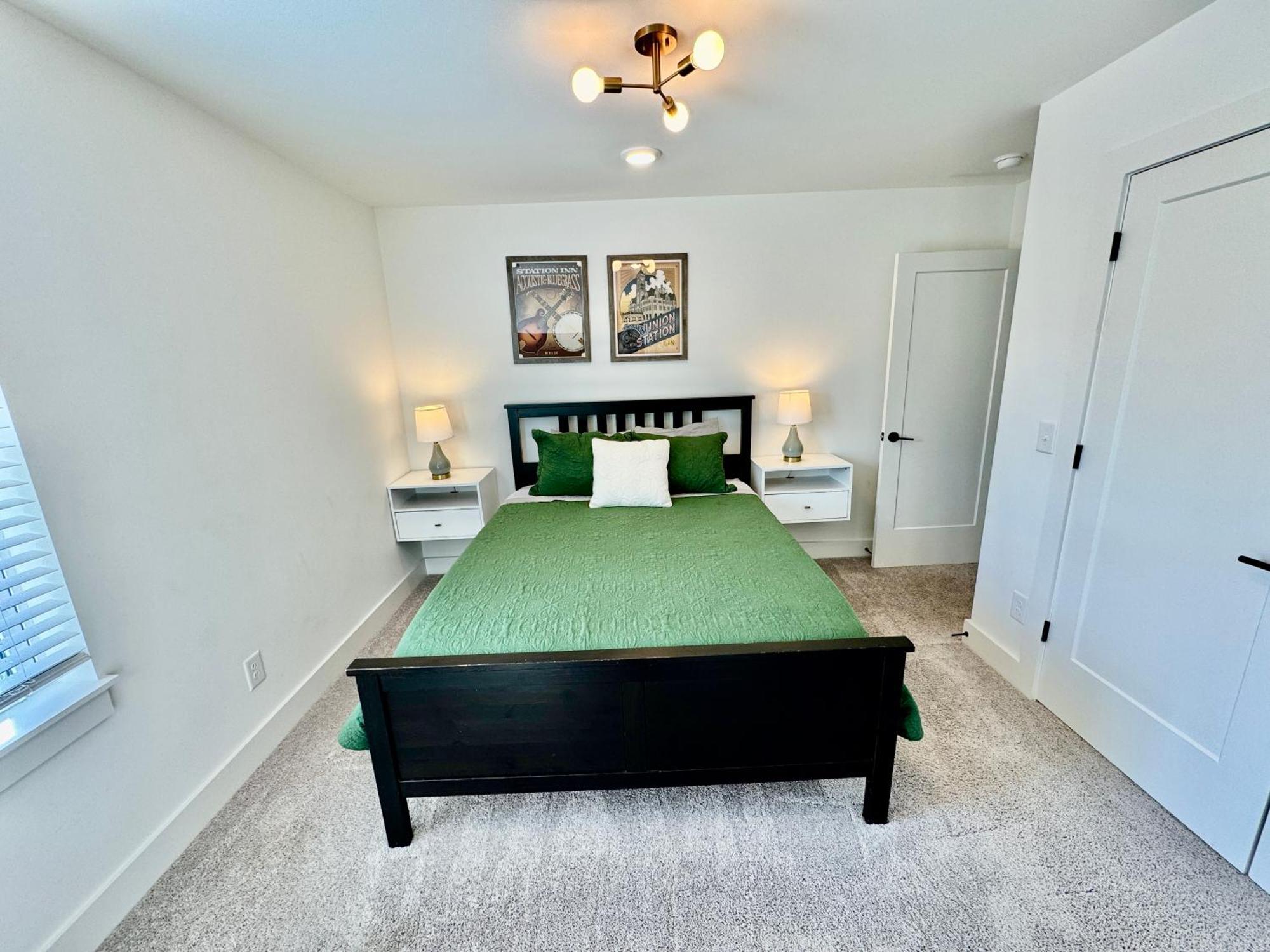 Closetobroadwayairportoprymillsgameroom20 Ferienhaus *